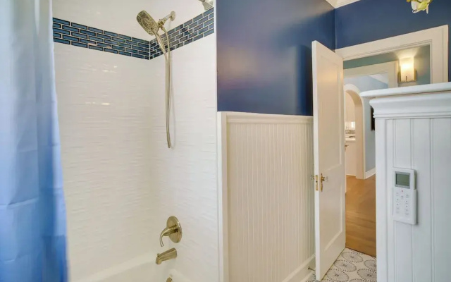 Relaxing Baton Rouge Retreat With Patio!