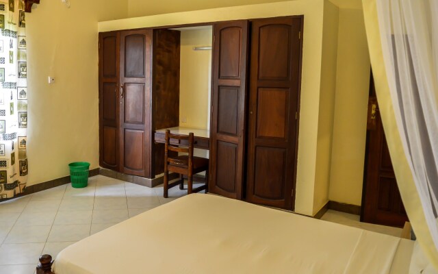Platinum Hotel