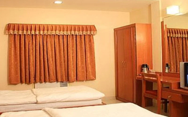 Hotel G Shy