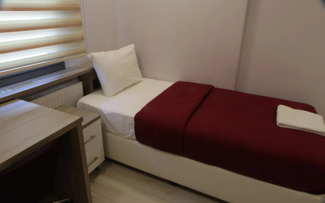 Uçar Royal Hotel and Conference Hall