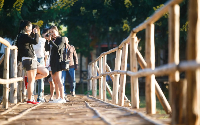 Baan Pai Riverside Resort