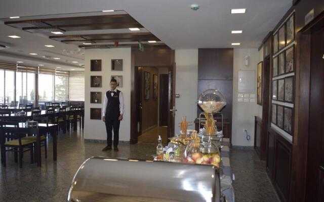 Shams al weibdeh hotel apartment