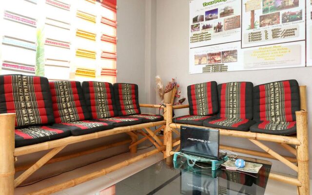 Nida Rooms Padet Sala 45 at Happy House