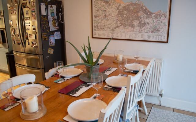 Stockbridge Family Home With Private Garden