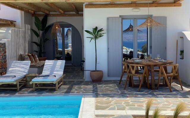 Beachhouse Omega Naxos