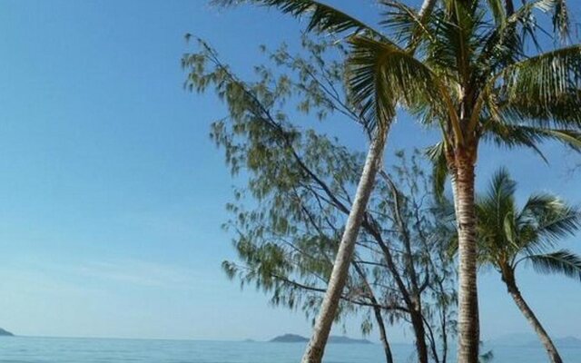 Dunk Island View Caravan Park