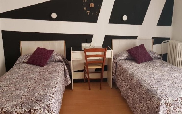 Hostal Lima