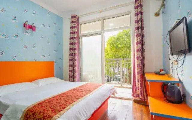 Taining Apartment