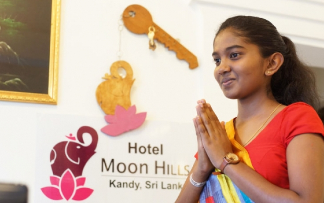 Kandy Moon Hills