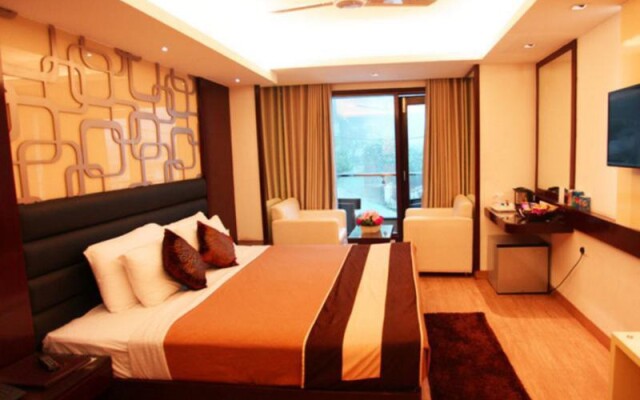 Red Leaf Hotel
