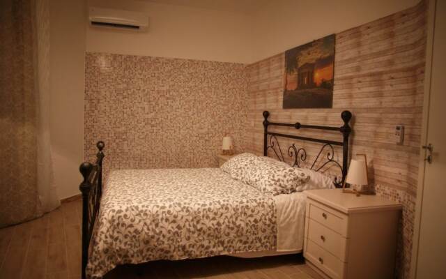 La Porta Dell'alcantara