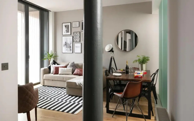 Two-bedroom Apartment at Royal William Yard