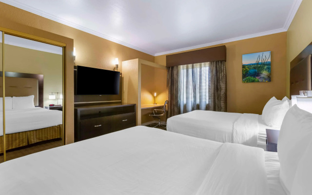 Best Western Royal Sun Inn & Suites