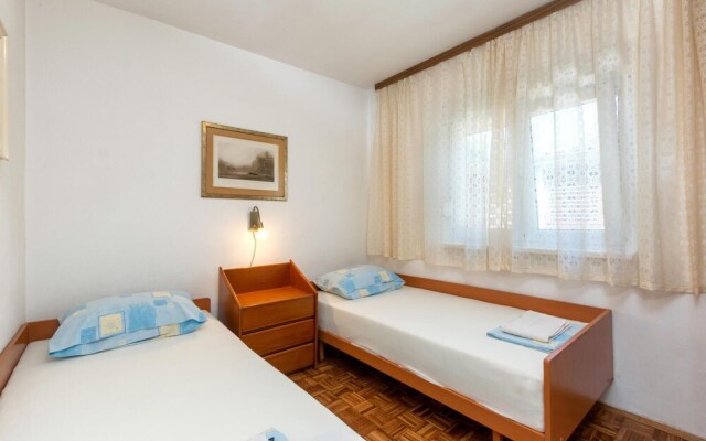 Awesome Home in Premantura With Wifi and 2 Bedrooms