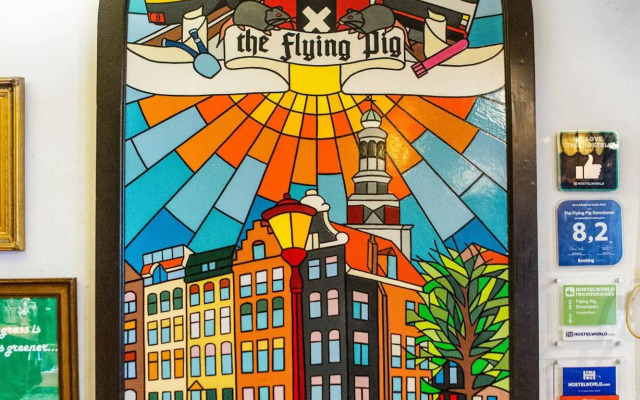 The Flying Pig Downtown Youth Hostel