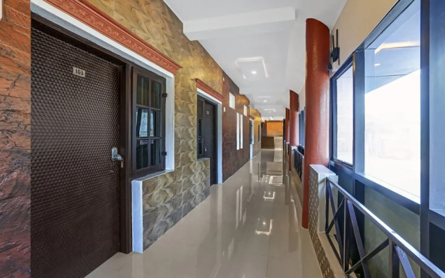 Itsy Hotels Regalia Grand, 500 Mtrs From Madikeri Fort