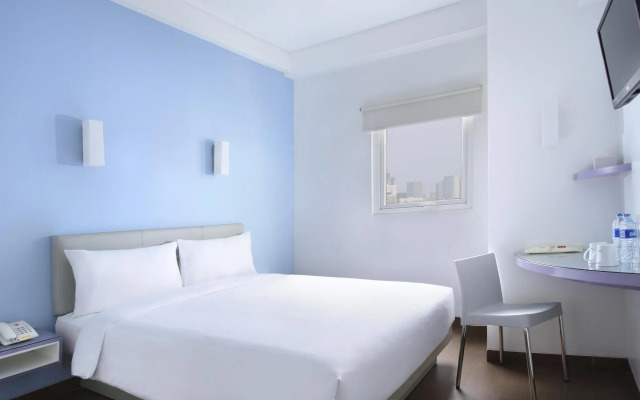 Amaris Hotel Bekasi Barat