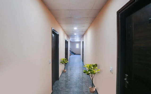 OYO Flagship 80701 Gour Stay Inn