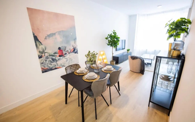 Alphabet 1BR Serviced Apartment -nb304/306-
