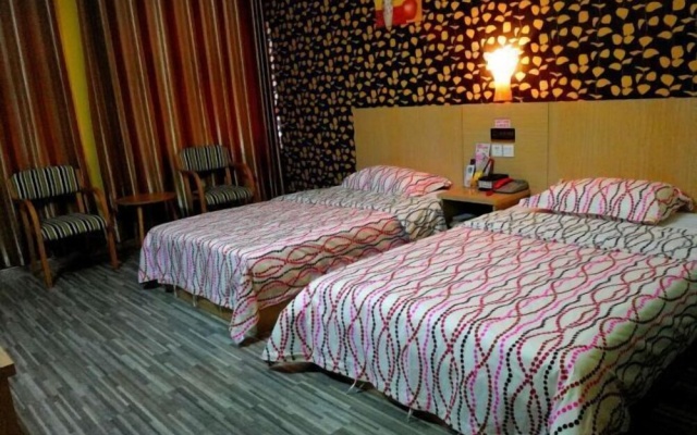 Yuelai Express Hotel – Guest Rooms – Chongzuo