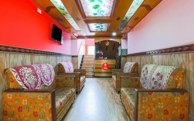 OYO Flagship 24364 Shiv Shanthi Grand