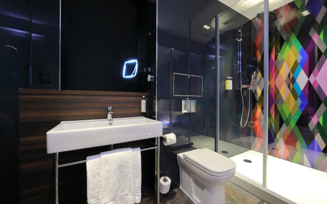 Village Hotel Portsmouth