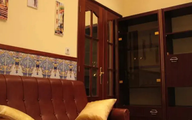 Room Gani I