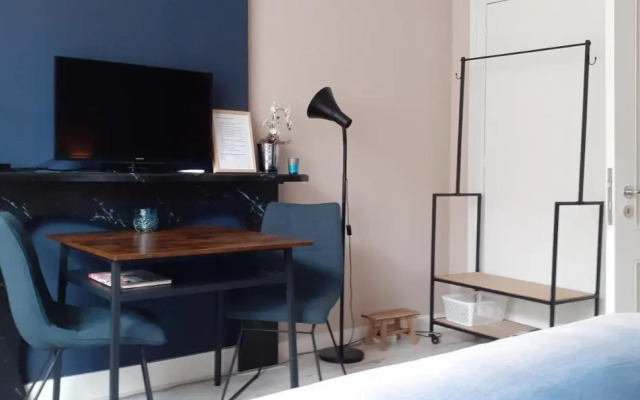 verzorgde kamer in monumentenpand