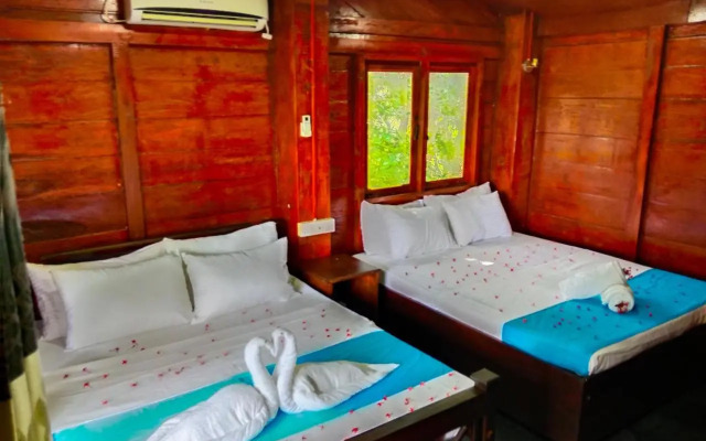 kumbura eco lodge