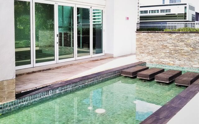 Thamrin Executive Residence