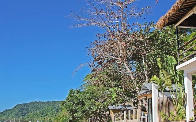 Pukka Beach Hotel