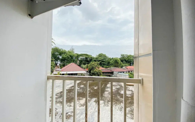 Comfy Studio Apartment Candiland Semarang