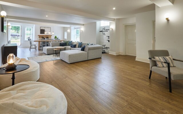 Host Stay Stay House