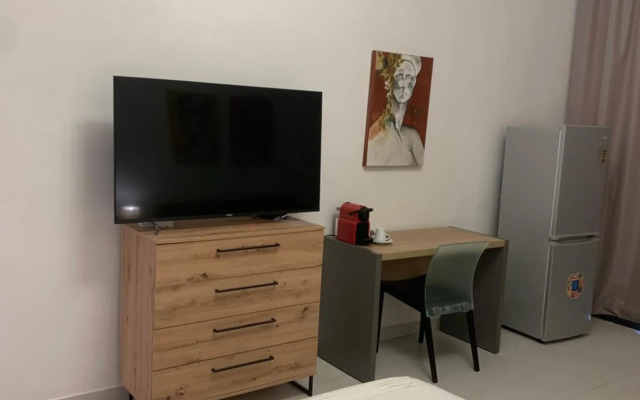 CHEZ RIMA // Studio très chaleureux F1 // Très bien situé