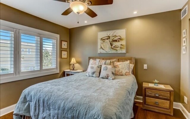 Sandpiper 95076 - 3 Br Townhouse