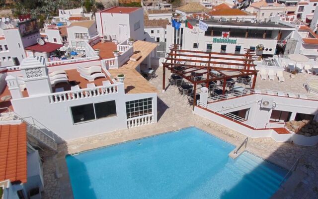 Hotel Califórnia Urban Beach – Adults only