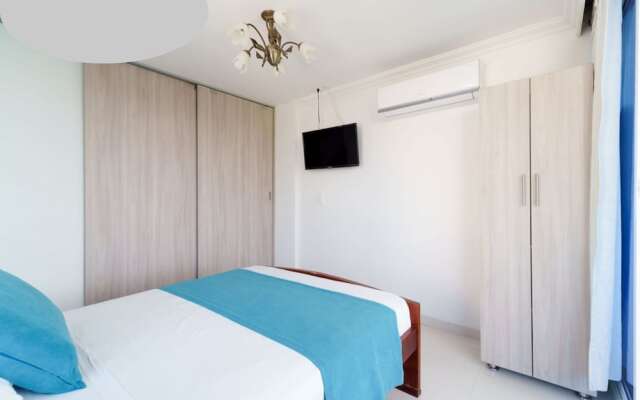 Apartamento AL1-LM Cerca al mar con Aire