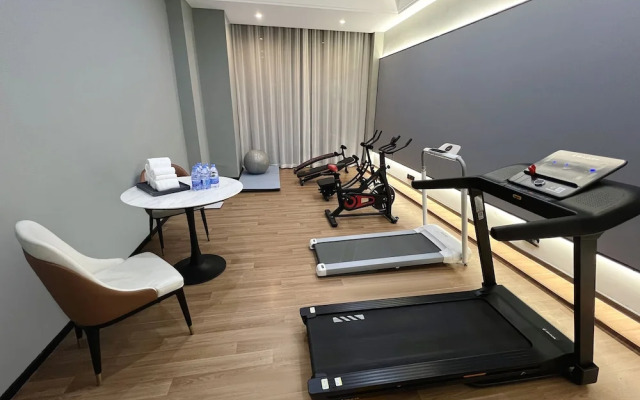 Yizhi X Hotel - Guangzhou Baiyun Airport