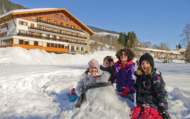 Hôtel Vacances Bleues Les Chalets du Prariand
