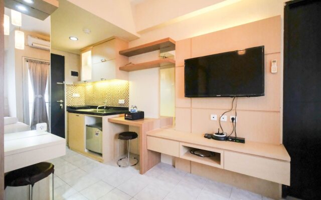 Compact And Comfy Studio At Puri Mas Apartment