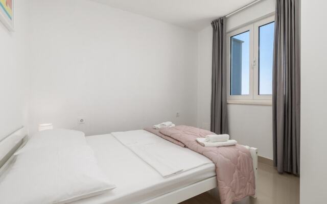 Awesome Apartment in Lukovo Sugarje With Wifi and 3 Bedrooms