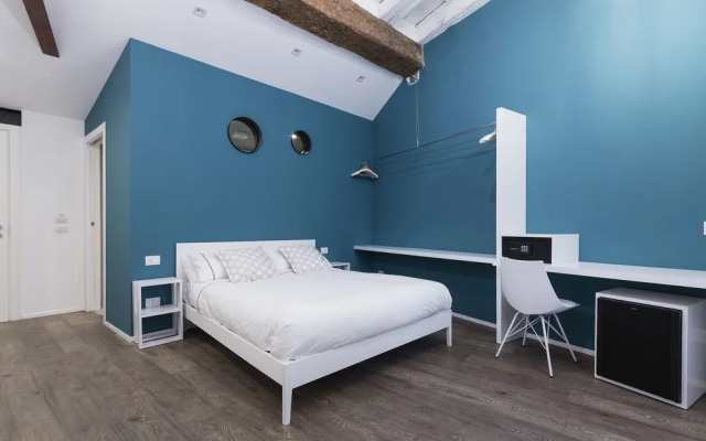 Rumi Rooms