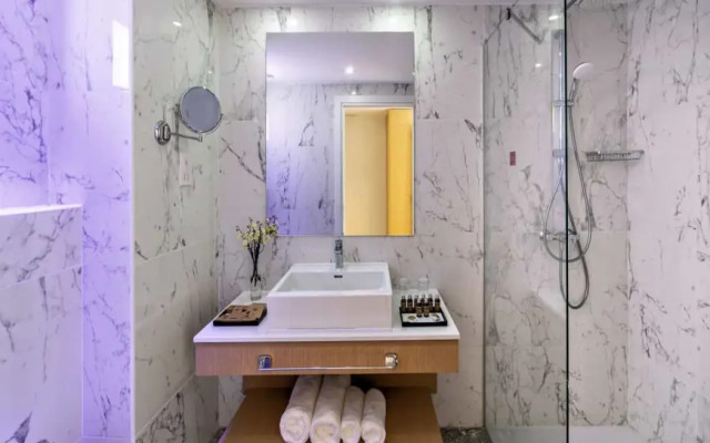 Leonardo Crystal Cove & Spa by the sea - Adults Only