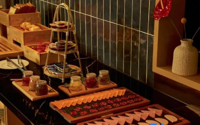 M Village Hotel Phan Van Tri District 1 Edge, a brand of Modern Village Lifestyle – Meal – Ho Chi Minh City