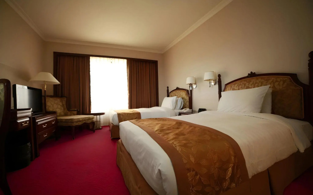 Grand Riverview Hotel