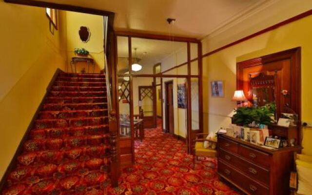 Astor Private Hotel