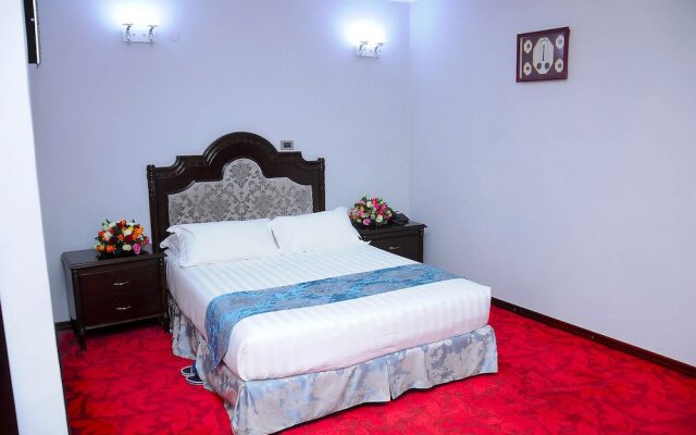 Ras Amba Hotel