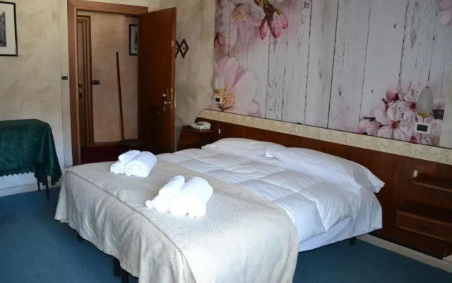 Hotel Rosa Serenella