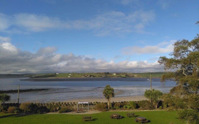Courtmacsherry hotel