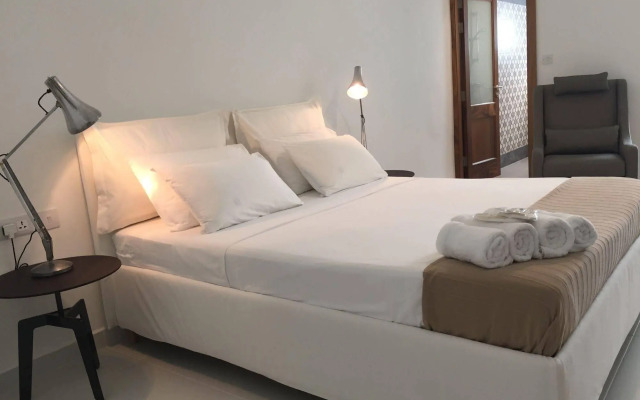 Two Pillows Boutique Hostel